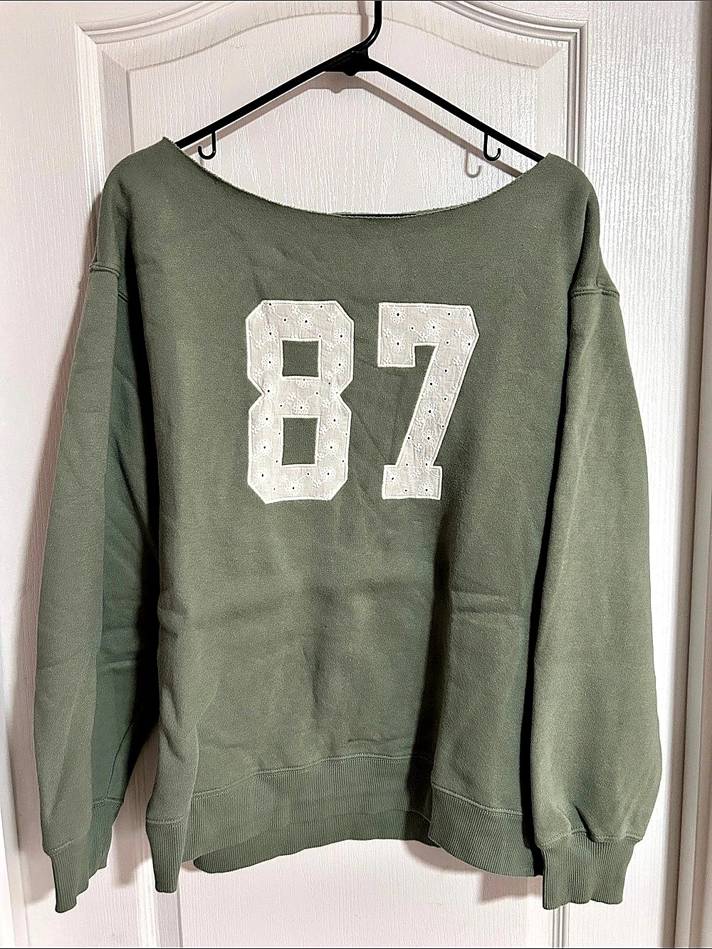 Wild Fable Women's Off-the-Shoulder 87 Eyelet Graphic Sweatshirt Green Medium